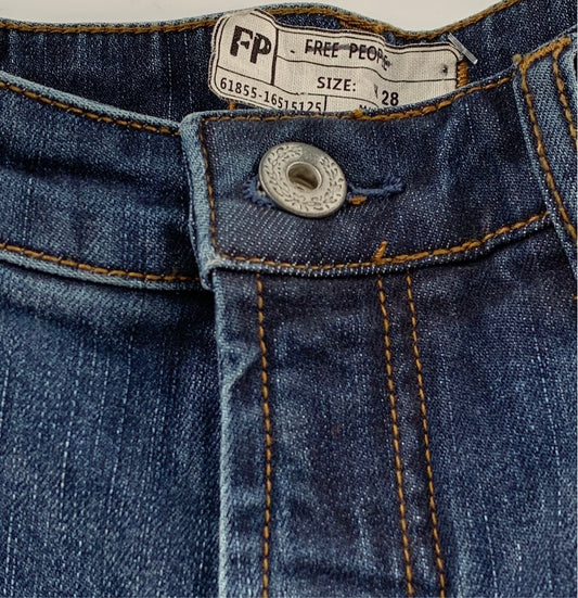 Free People Blue Jeans (size W 28)