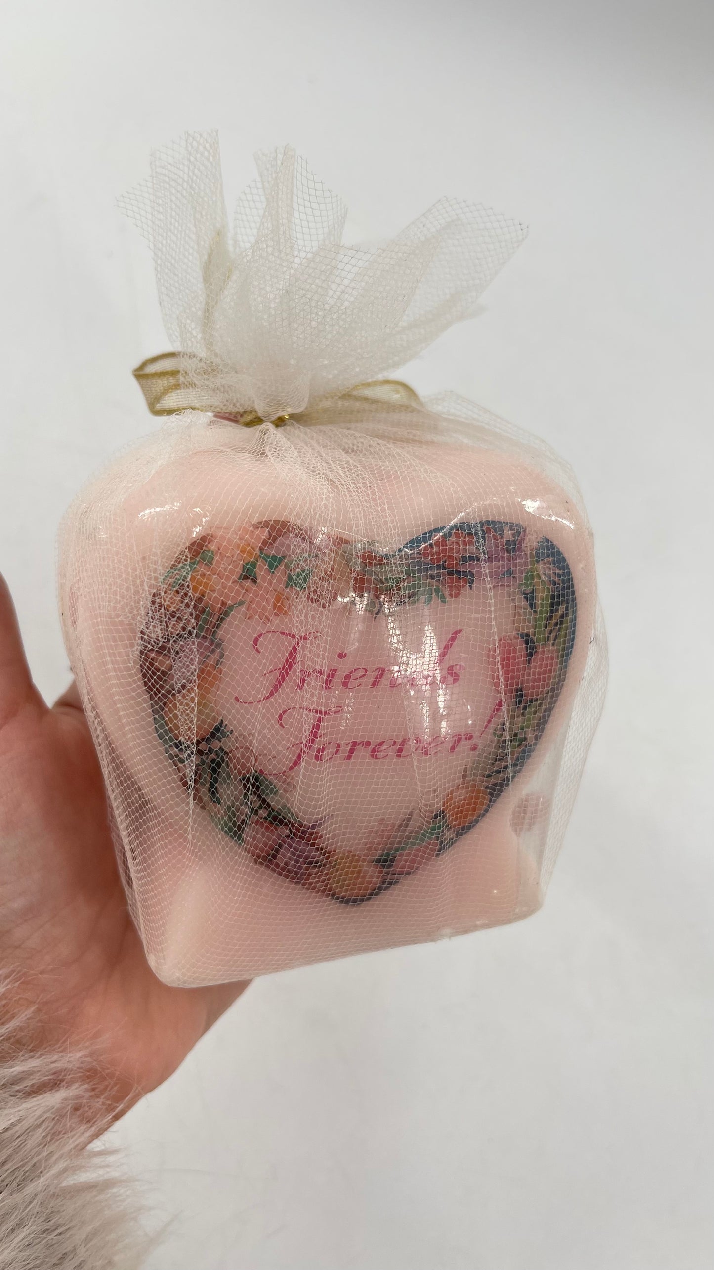 Vintage Friends Forever Heart Candle