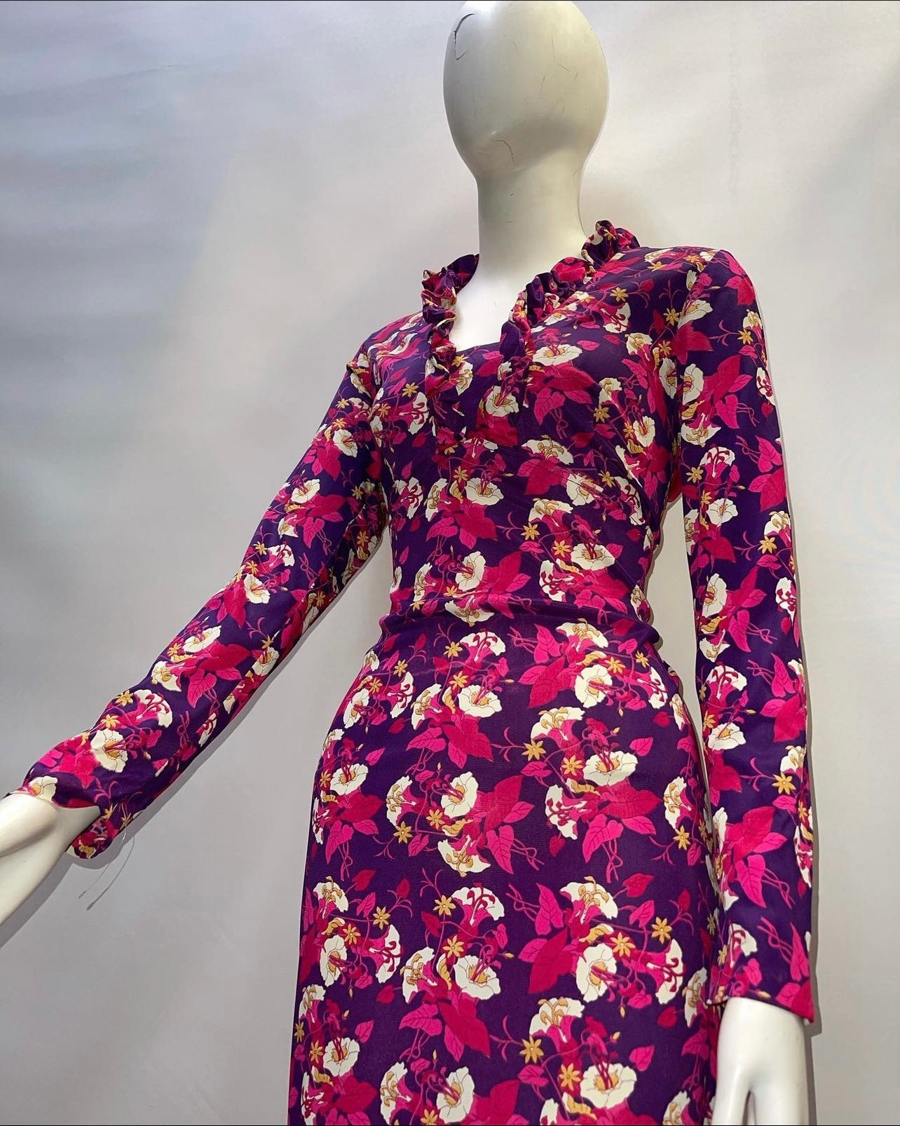 Vintage 1970s Floral Long Sleeve Maxi Dress (XS)