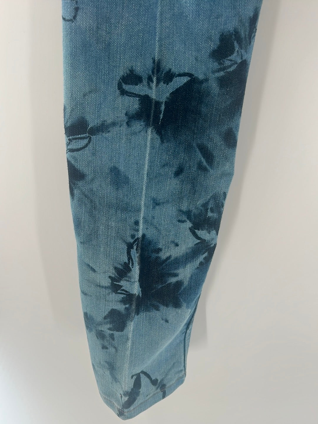 Levi Strauss Urban Outfitters 511 Slim tie-dye (size 28 x 28 / 16 Reg)