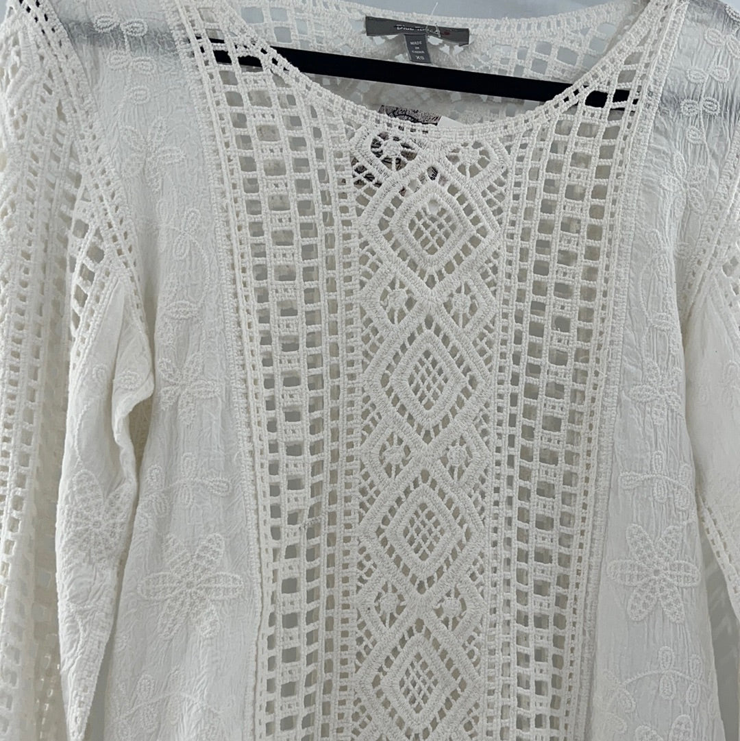 Blue Tassel White Cotton Crochet Blouse (XS)