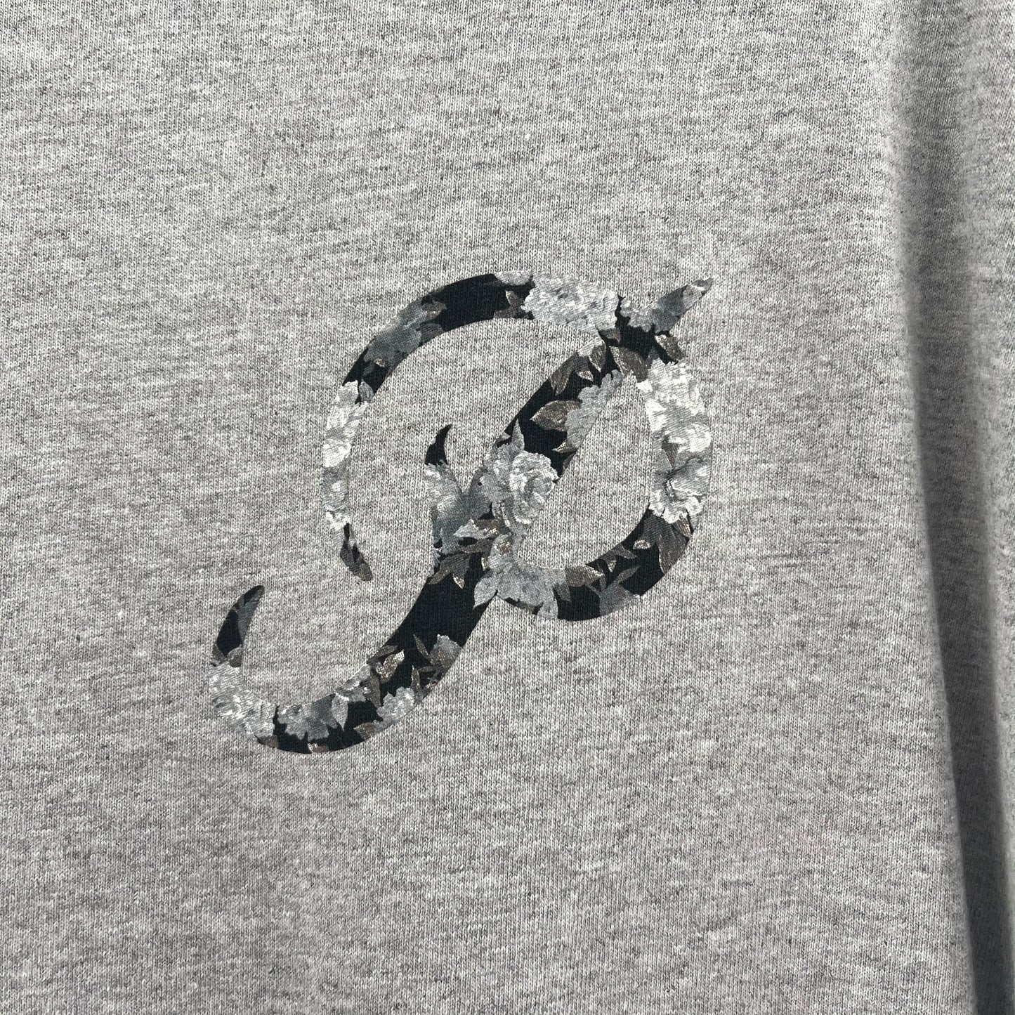Primitive Light Gray Short Sleeve T-Shirt With “P” Logo (Size XL)