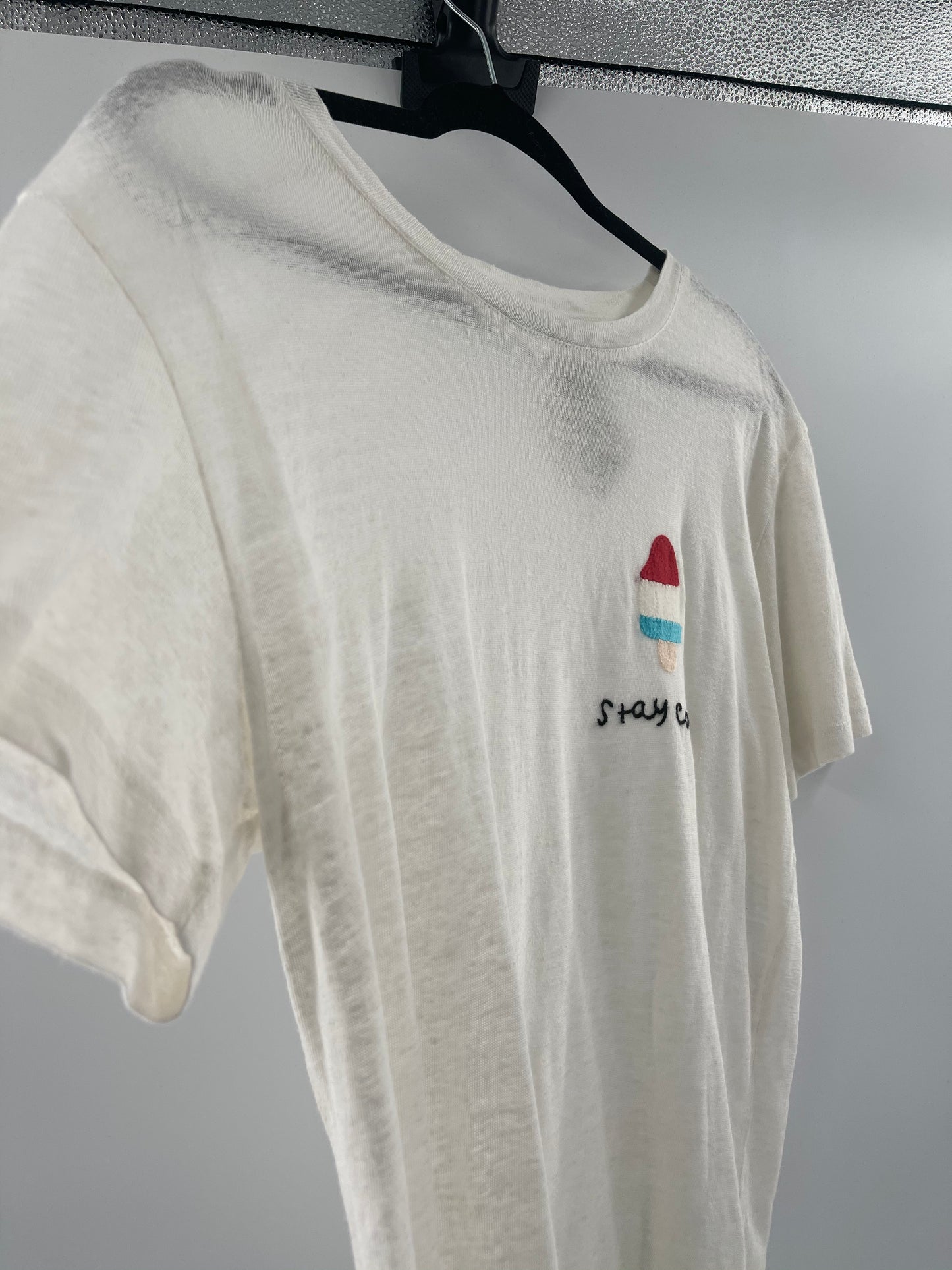 Banner Day 100% Linen Embroidered T (S)
