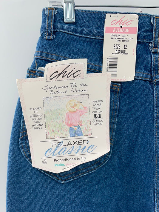 Chic Vintage High Waisted Mom Jeans (Size 12)