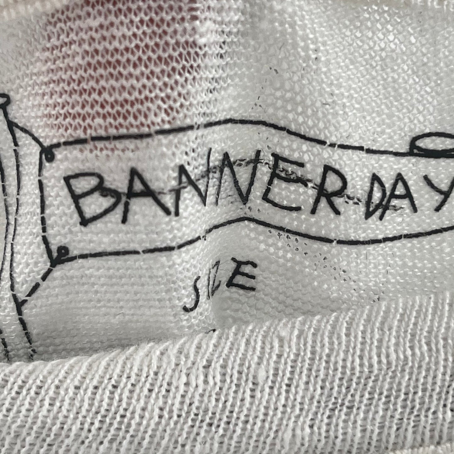 Banner Day 100% Linen Embroidered T (S)