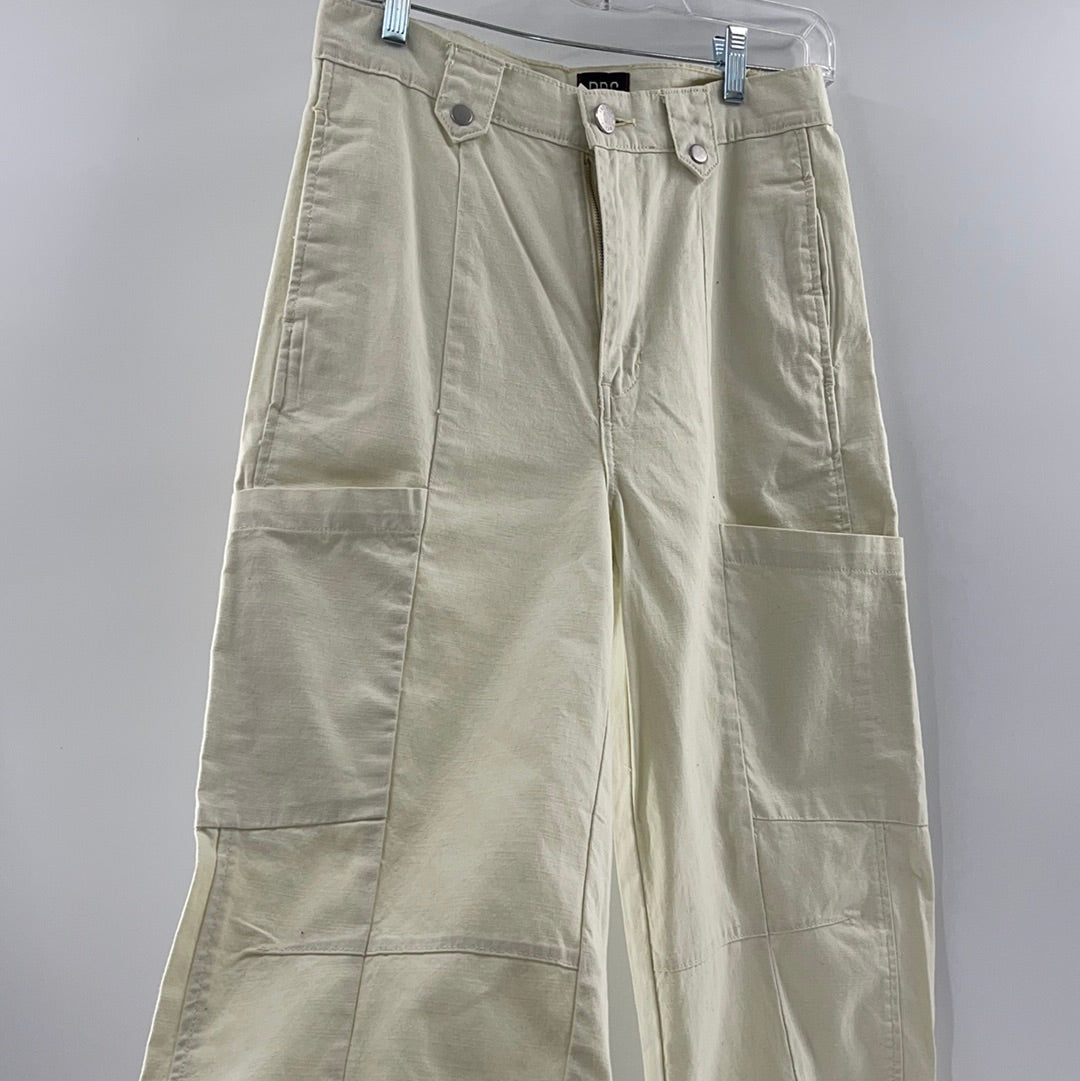 BDG urban outfitters yellow cargos (Size 2)