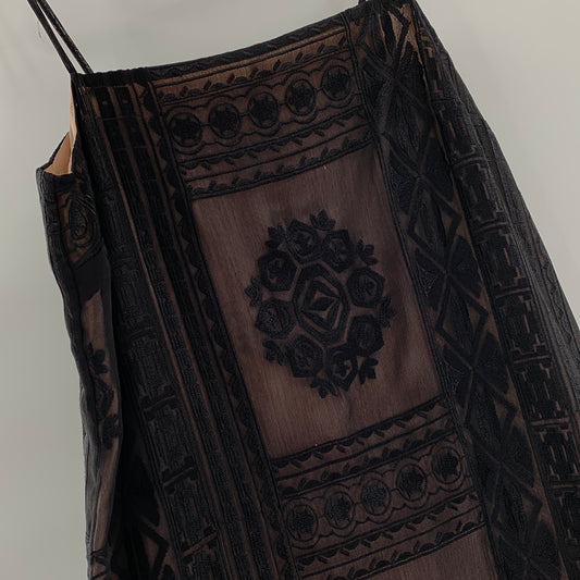 Floreat Black Embroidered Maxi (S)
