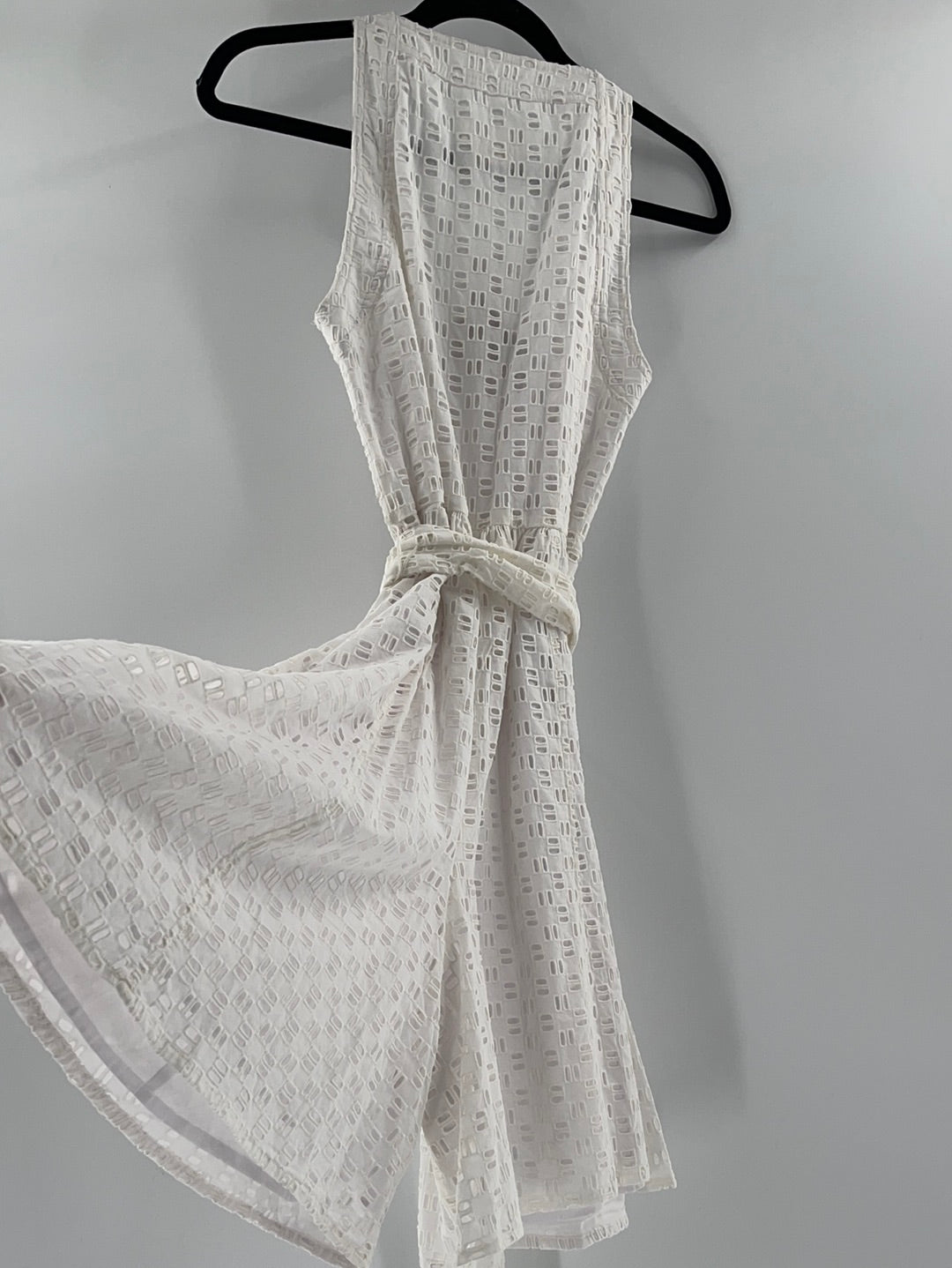 Anthropologie - White Beachy Eyelet Button Up Jumpsuit (Size 4)