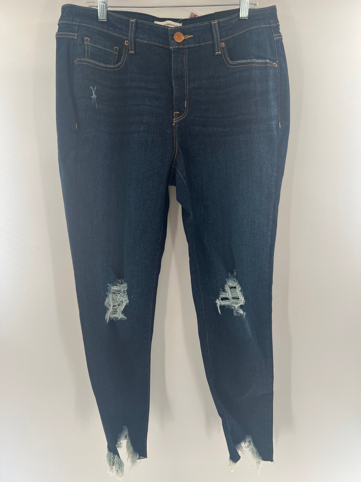 Lane Bryant Ripped Jeans Mid Rise Skinny Ankle Jeans (size 16 R)