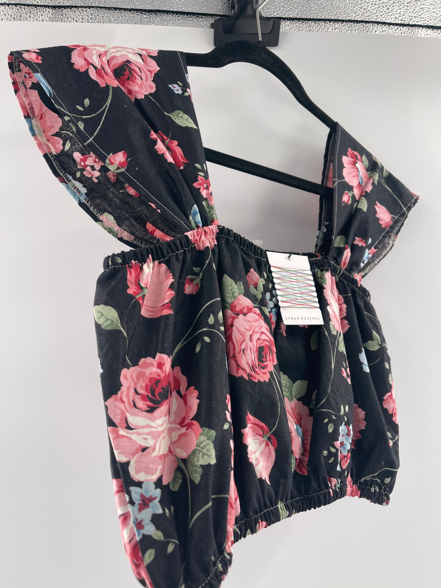 Urban Outfitters Black Floral Crop (M/L)