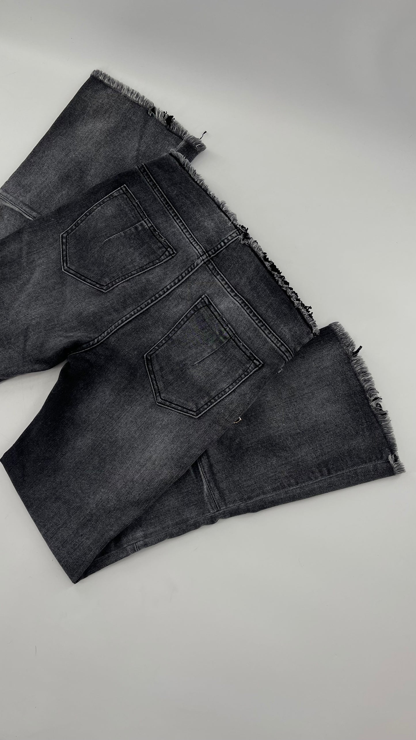 Unravel Project, Ben Taverniti To Create Something New You Must First Destroy Grey Denims (27)