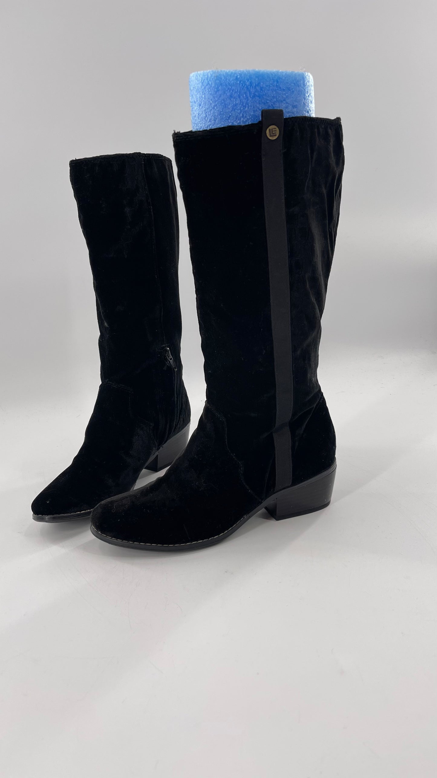 Libby Edelman  Black Velour Croc Boots (6)