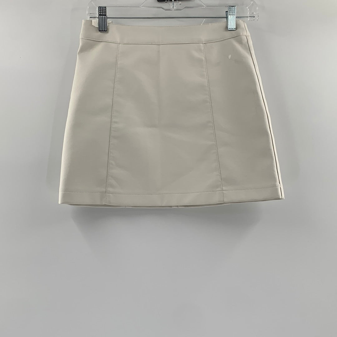 White Vegan Leather Mini Skirt (SzS)